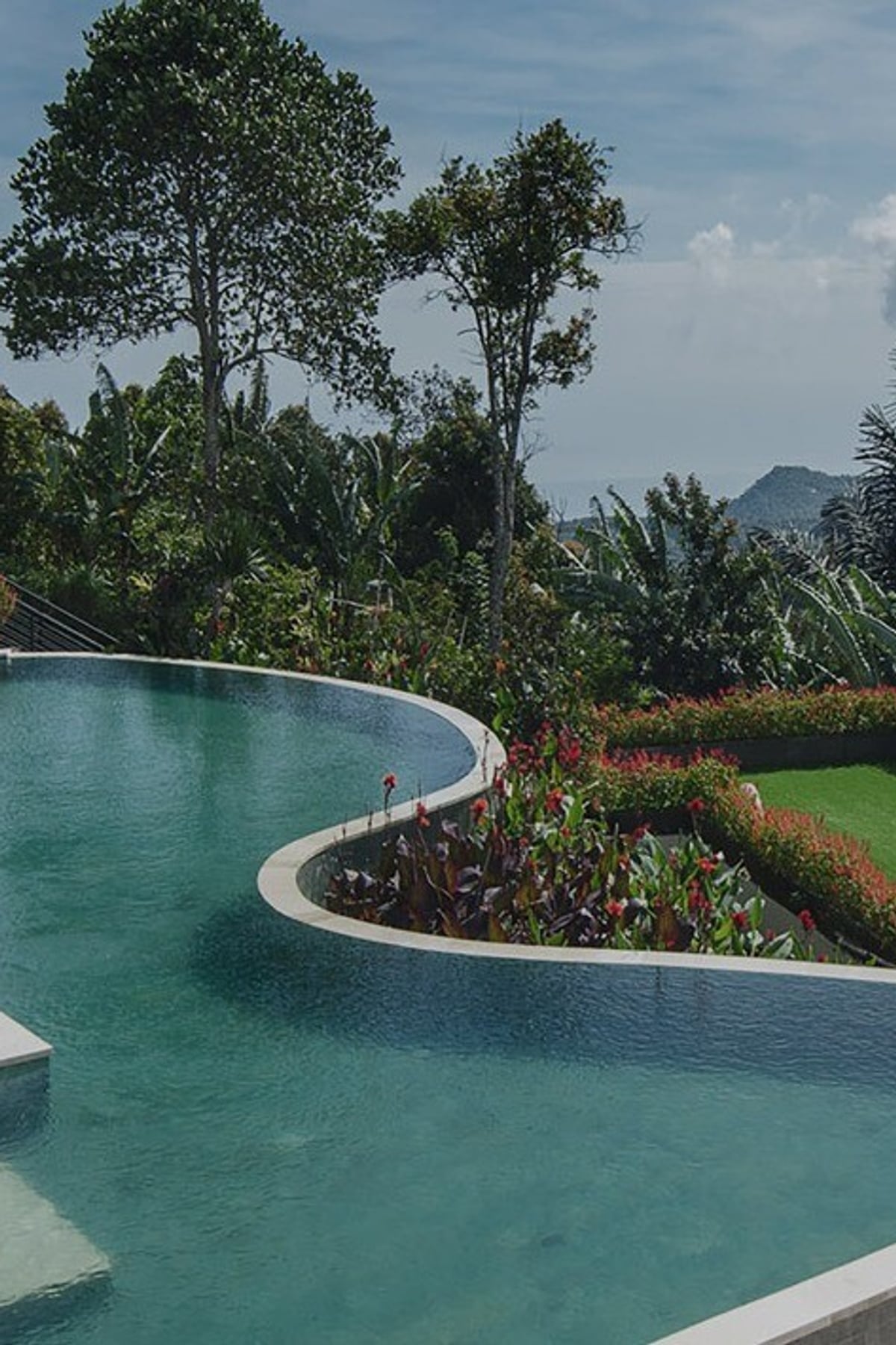 Giriwood Hotel