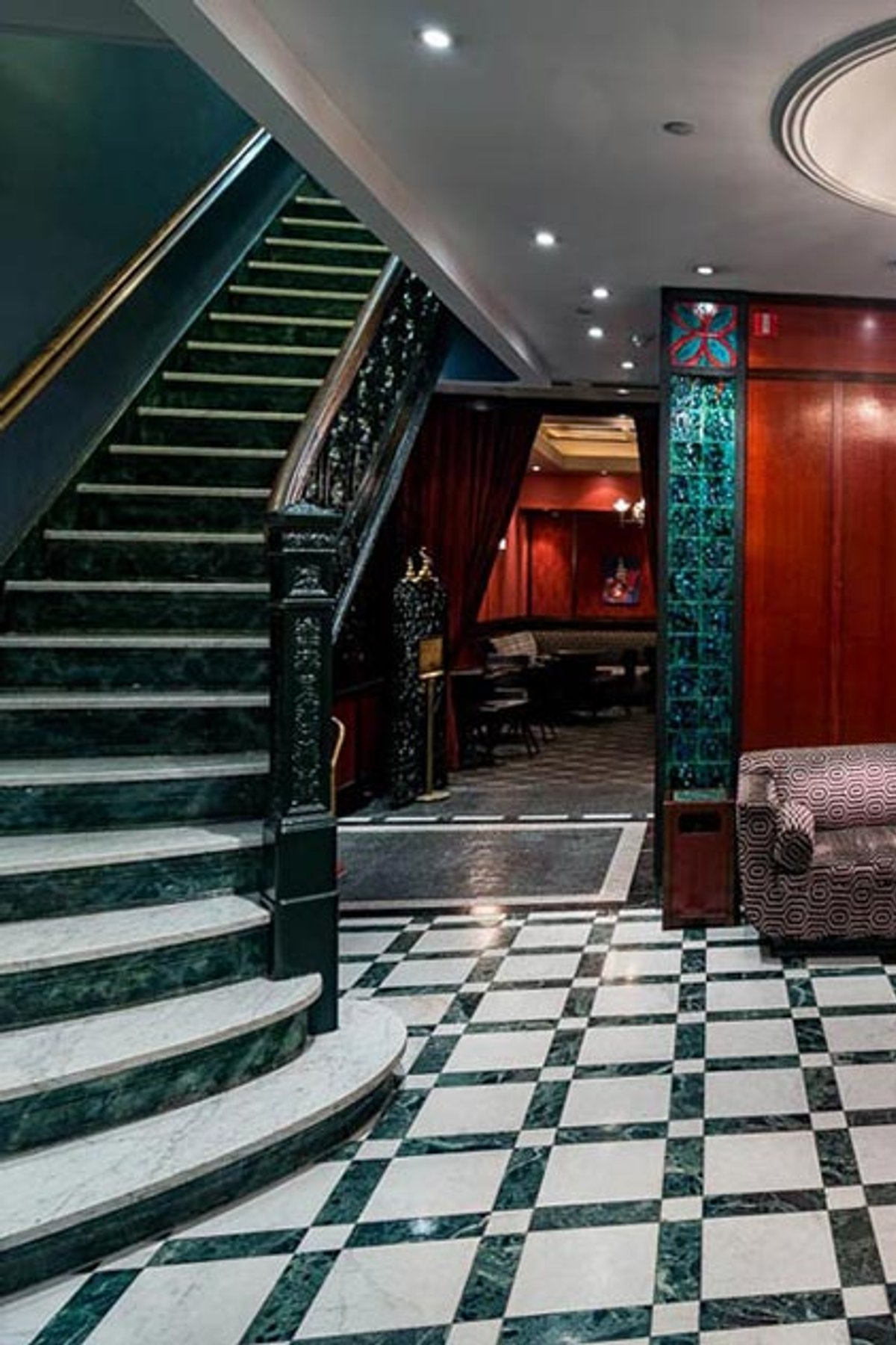 Washington Square Hotel