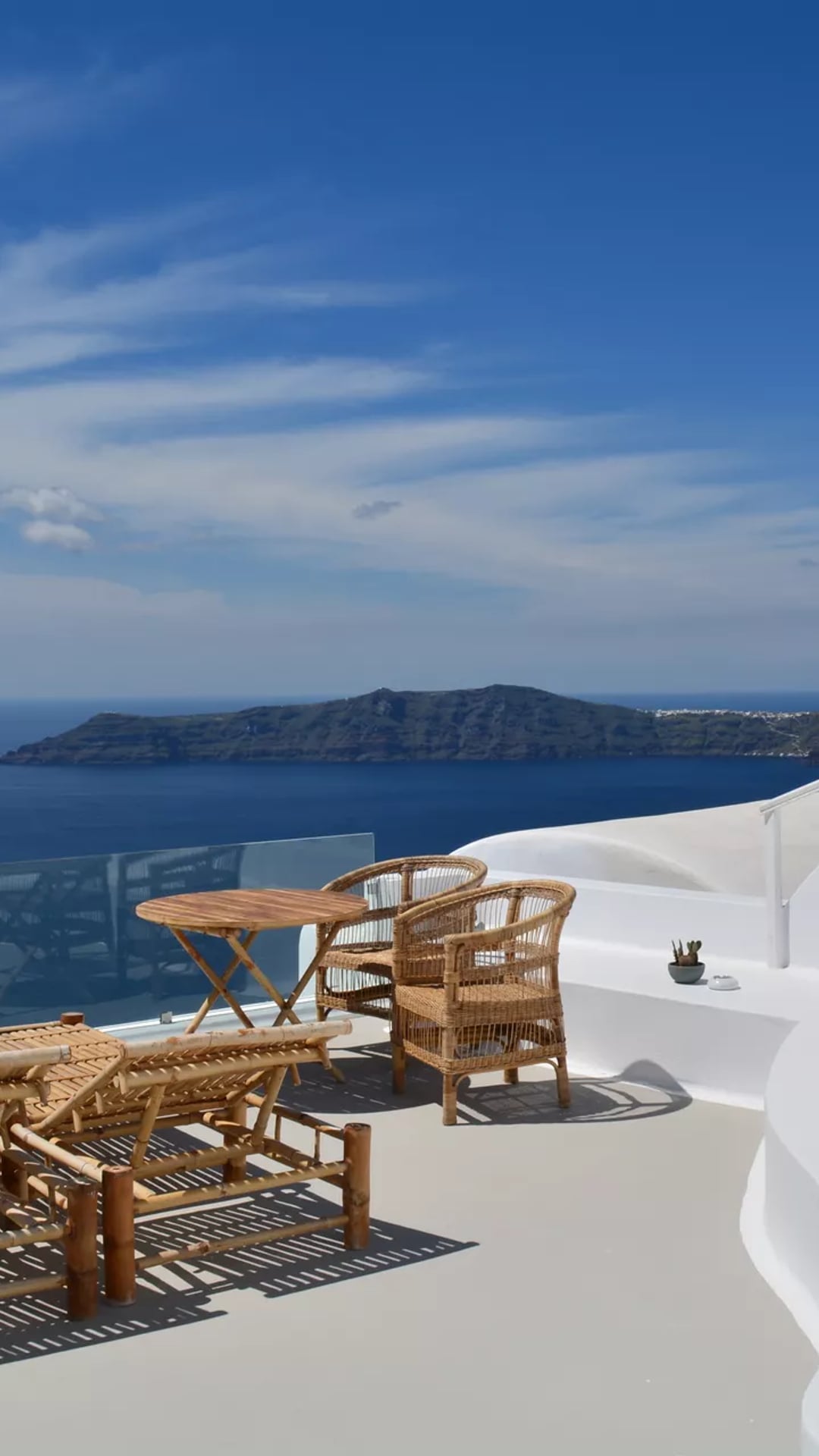 Cocoon Cave Suites
