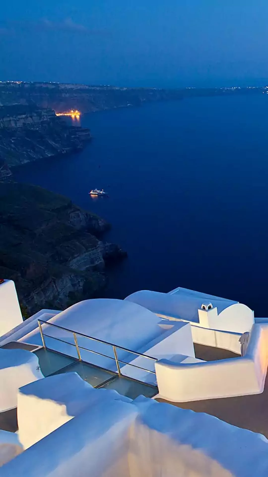 Chromata Hotel
